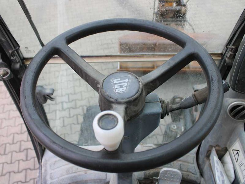 JCB JS145W - fotka 12 z 18