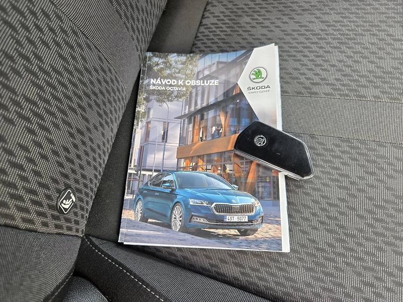 Škoda Octavia 2.0 TDI 4x4 110kW DSG STYLE - fotka 44 z 44