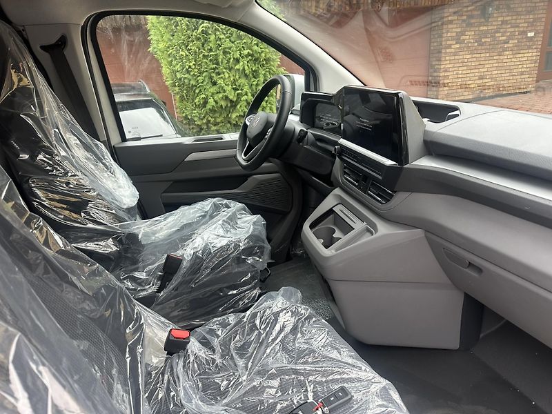 Volkswagen Transporter T7 2,0 TDi, WEBASTO, KAMERA - fotka 21 z 24