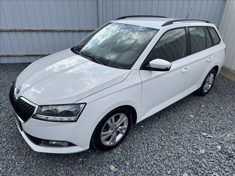 Škoda Fabia 1,0 TSI DPH tažné 1maj původČR - fotka 5 z 50
