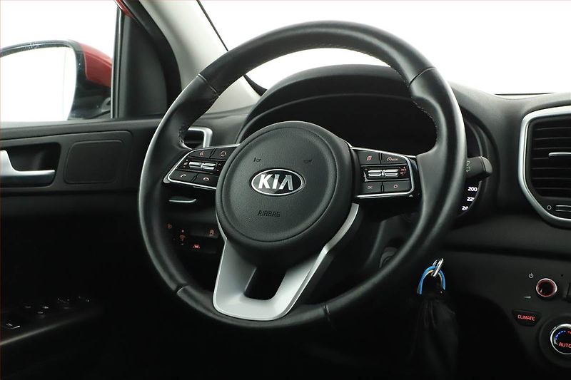 Kia Sportage (2019) 1.6 CRDi, ČR,1.maj, Serv.kniha - fotka 8 z 21