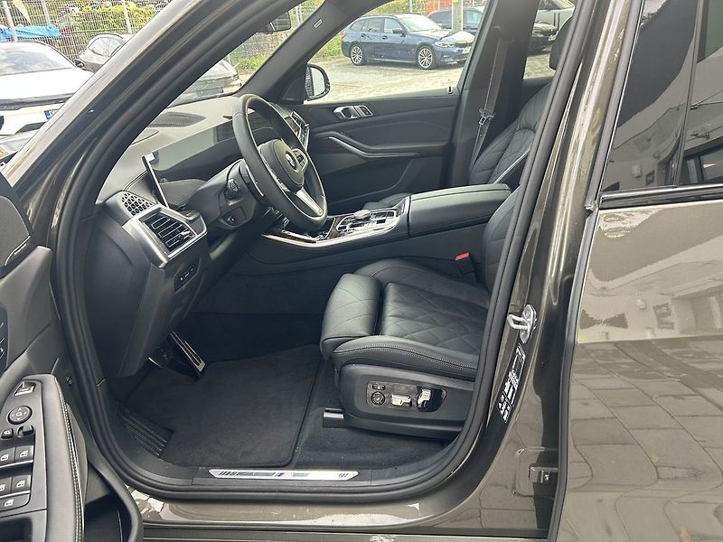 BMW X5 xDrive40d M Sport Pro - fotka 10 z 33