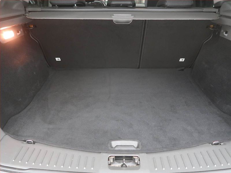 Ford Kuga (2010) 2.0 TDCi, 4X4, Tempomat - fotka 13 z 17