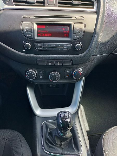 Kia Ceed (2017) CRDi - VAN - fotka 13 z 13