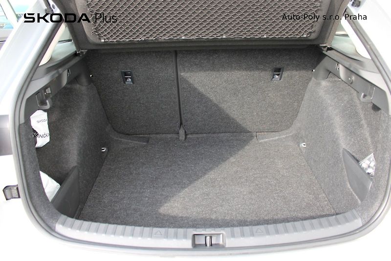 Škoda Scala (2024) 1.0 TSI 85 kW Selection - fotka 25 z 25