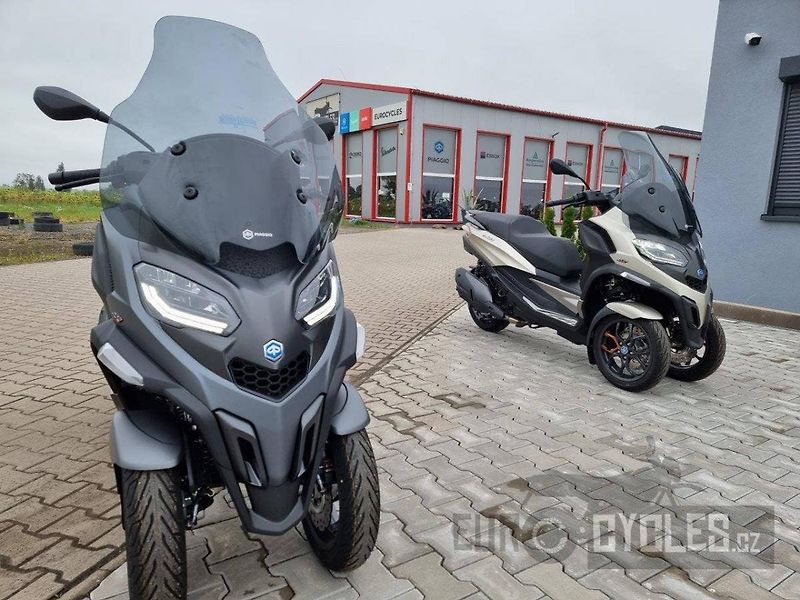 Piaggio MP3 500 LT (2026) MP3 530 Exclusive Euro5 - fotka 9 z 16