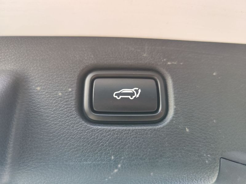 Kia Sportage 1.6 T-GDi/132kW Top 4x4 DCT - fotka 10 z 40