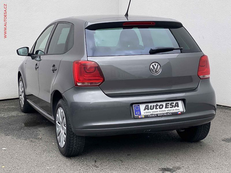 Volkswagen Polo (2013) 1.2, Life, šíbr, p.čidla - fotka 6 z 17
