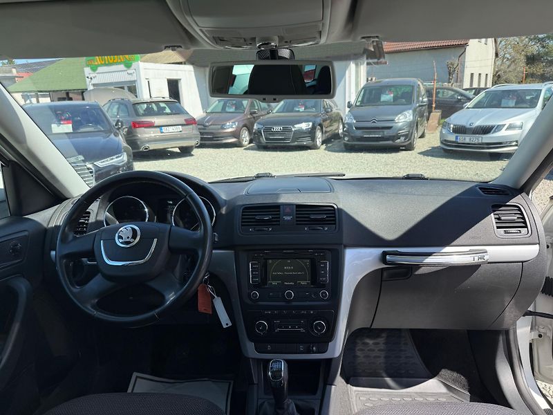 Škoda Yeti 1.2 TSI AMBITION - fotka 8 z 13