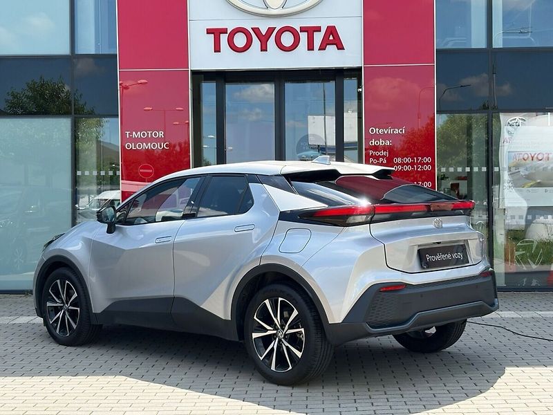 Toyota C-HR 1.8 Style - fotka 2 z 19