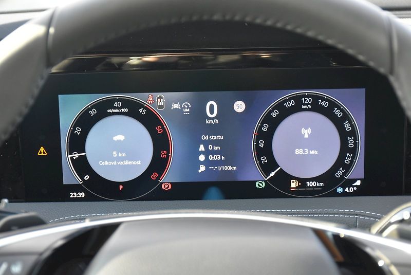 Škoda Superb (2026) Combi Laurin & Klement 2,0 TDI - fotka 28 z 45