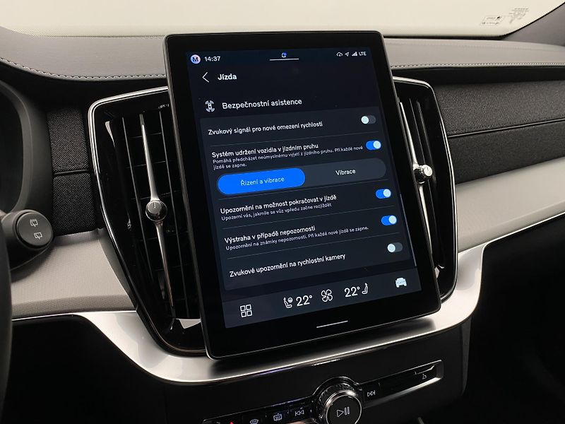 Volvo XC90 (2026) T8 AWD BLACK EDITION PLUS 7m - fotka 53 z 72