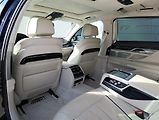 BMW Řada 7 750Li xDRIVE ČR 1.MAJ DPH - náhled 17