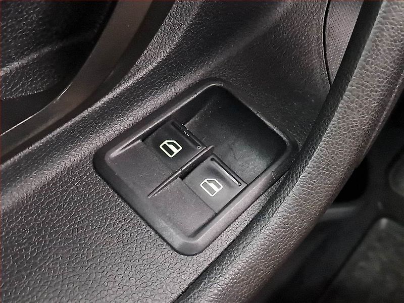 Škoda Fabia (2010) 1.2, oblíbený vůz - fotka 15 z 15