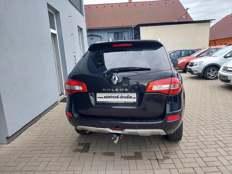 Renault Koleos (2013) Bose dCi 150 4x4 - fotka 7 z 40