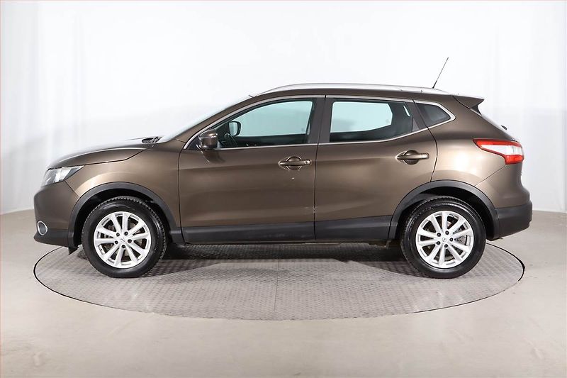 Nissan Qashqai (2016) 1.6 dCi, 4X4, Serv.kniha - fotka 3 z 25