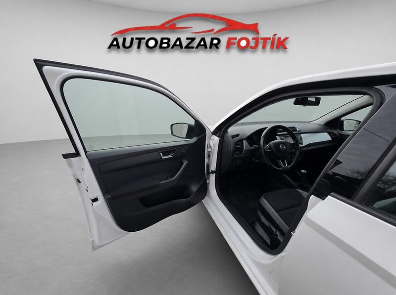Škoda Fabia (2017) 1.0 TSi Ambition 2 sady kol - fotka 9 z 21