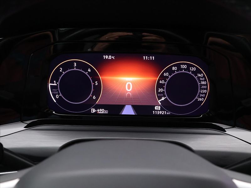 Volkswagen Golf 2,0 TDI 110kW Style - fotka 15 z 29