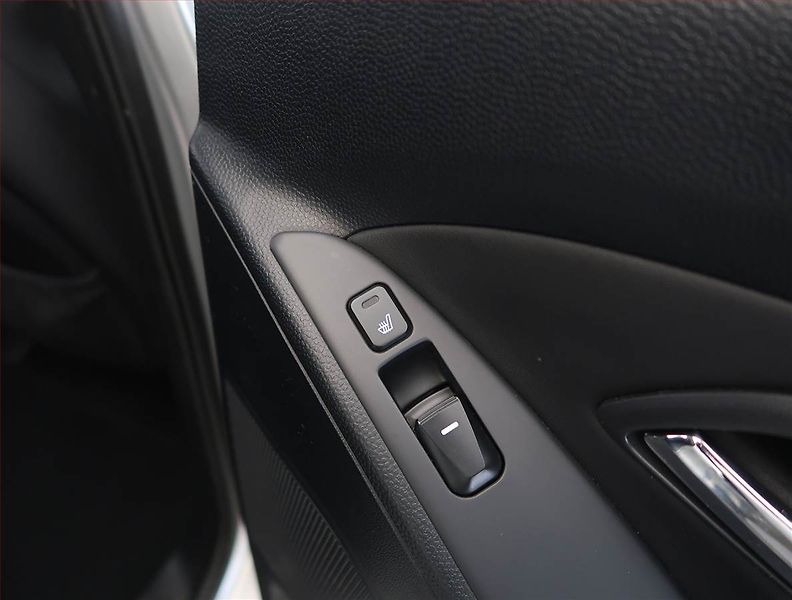 Hyundai ix35 (2012) 1.7 CRDi, Tempomat - fotka 16 z 18