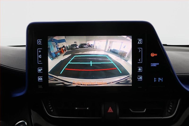 Toyota C-HR (2017) 1.8 Hybrid, Automat - fotka 19 z 20