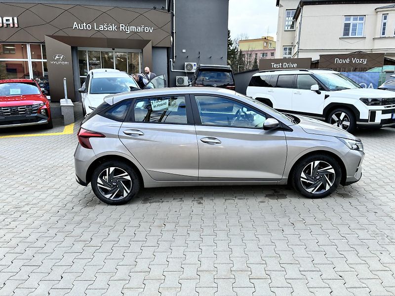 Hyundai i20 1.0T-GDi 74kW AUTOMAT 1MAJITEL - fotka 8 z 29