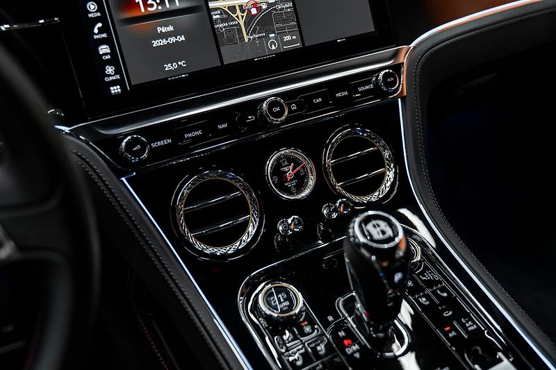 Bentley Continental GT V8 - fotka 10 z 20