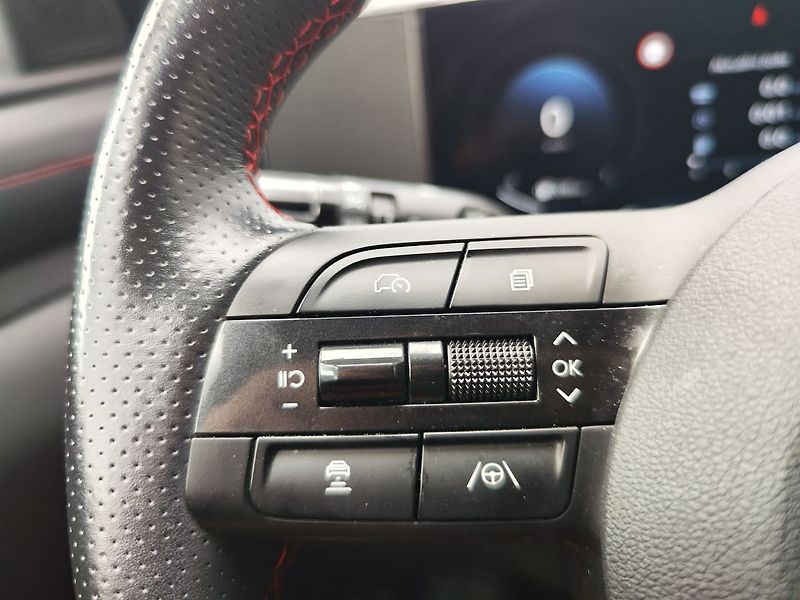 Hyundai Tucson 1.6 T-GDI/118kW N-Line DCT - fotka 27 z 34