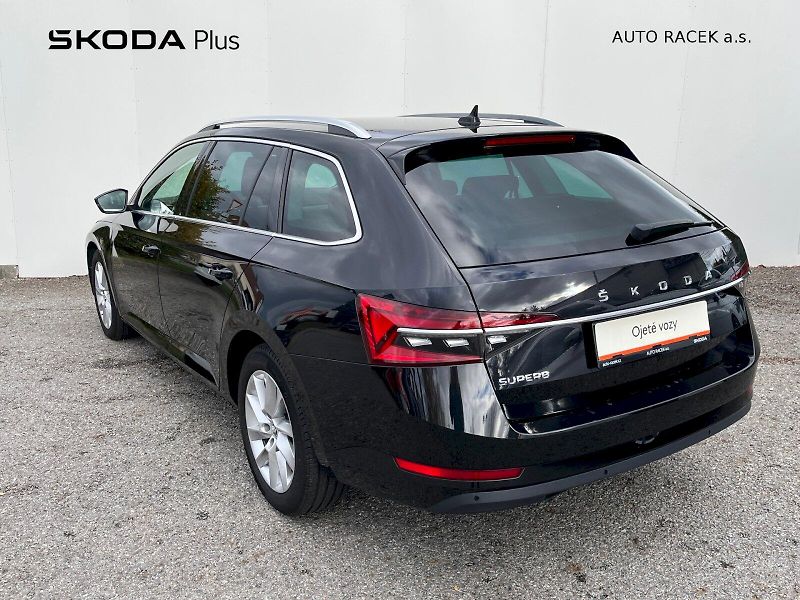 Škoda Superb (2026) 2.0 TDI 110kW Style Combi DSG - fotka 2 z 29