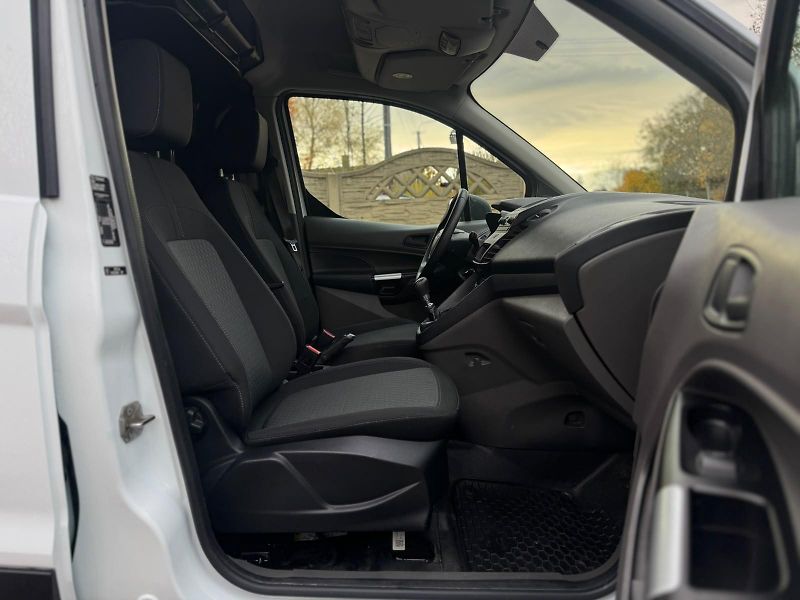 Ford Transit Connect 1.5  1.MAJITEL ČR TOP STAV  - fotka 16 z 21