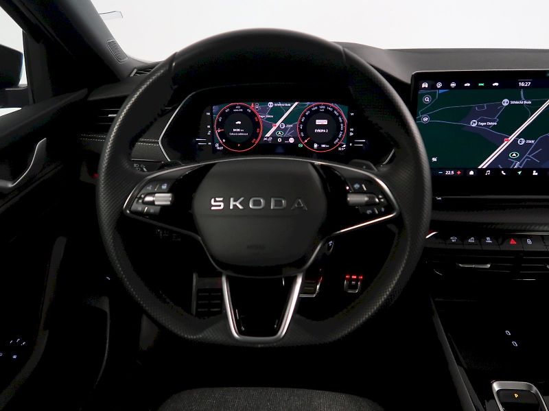 Škoda Octavia (2026) SPORTLINE 2.0TDI 110KW DSG NAV - fotka 16 z 46