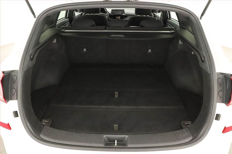 Hyundai i30 (2018) 1.4 T-GDI, Serv.kniha - fotka 13 z 14
