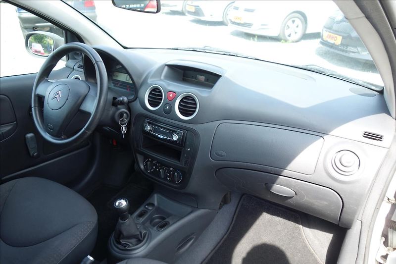 Citroën C2 1,1 i, ČR, ENTREPRISE. - fotka 10 z 21
