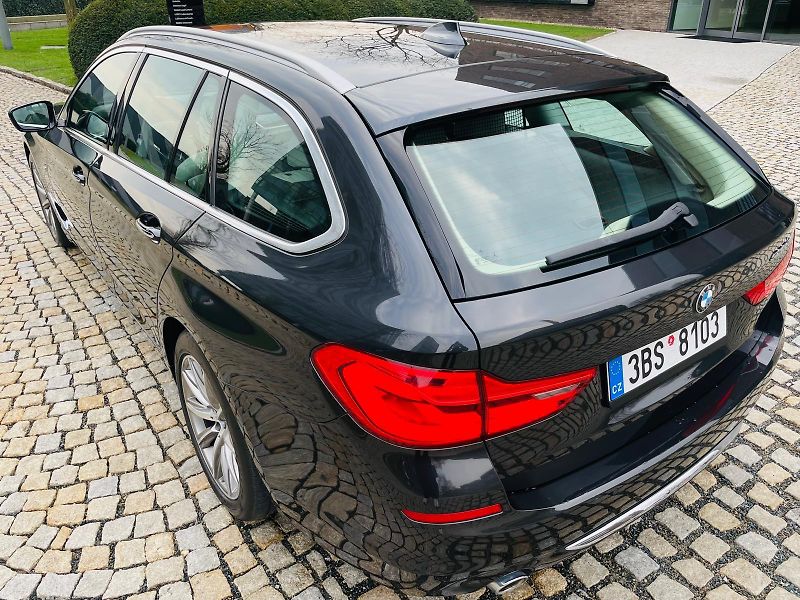 BMW Řada 5 520D AUT KAMERA SERVISKA - fotka 19 z 58