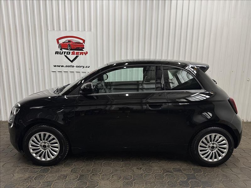 Fiat 500e ELECTRIC DRIVE 70kW ACTION - fotka 4 z 32