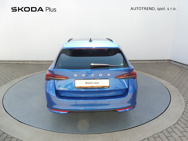 Škoda Octavia (2025) Combi Selection 1,5 TSI 110 kW - fotka 24 z 29