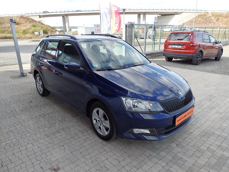 Škoda Fabia 1.2 TSI KLIMATIZACE, 6x AIRBAG - fotka 3 z 16