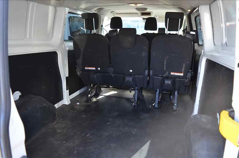 Ford Transit (2022) CUSTOM 2,0 D - fotka 19 z 21