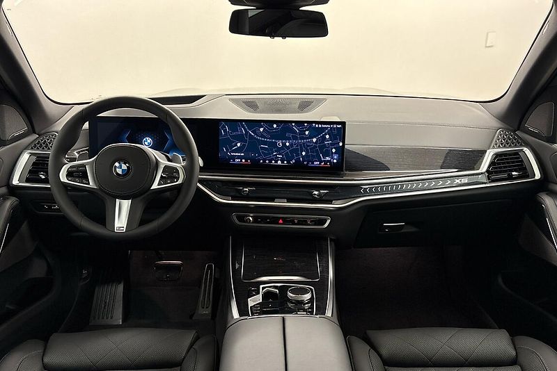 BMW X5 xDrive30d - fotka 7 z 12