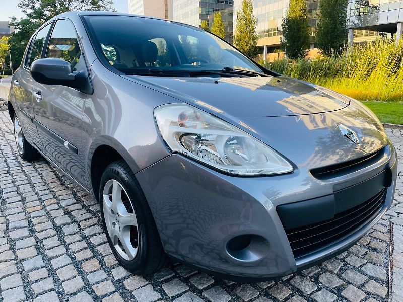 Renault Clio 1.2i 55KW MANUÁL 1MAJITEL  - fotka 7 z 42