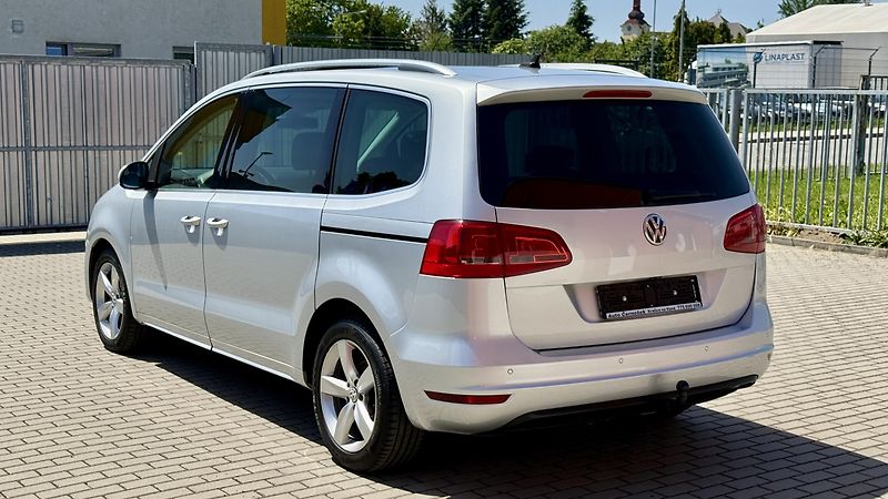 Volkswagen Sharan 2.0TSi*147kW*DSG*7MÍST*WEBASTO - fotka 3 z 27