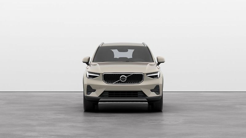 Volvo XC40 (2026) B3 2.0L 163 HP AT7 FWD CORE - fotka 3 z 7