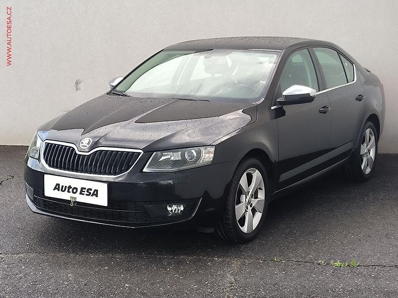 Škoda Octavia (2014) 1.2 TSi, Elegance, bixen, TZ - fotka 3 z 20
