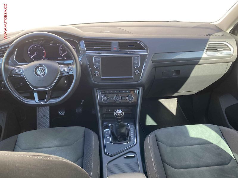 Volkswagen Tiguan (2016) 2.0 TDi, Highline, LED, TZ - fotka 8 z 19