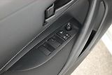 Toyota Corolla (2019) Comfort 1.8 Hybrid, Automat - náhled 15