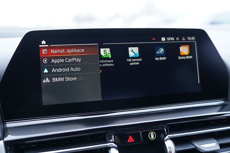 BMW Řada 8 840i Gran Coupe/Led/340 PS - fotka 46 z 49