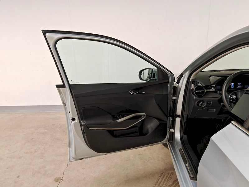 Škoda Fabia (2024) 1.0 TSI 85 kW DSG Top Selectio - fotka 17 z 26