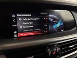 Alfa Romeo Stelvio VELOCE 206kW Q4 PANO LED R21 - náhled 22