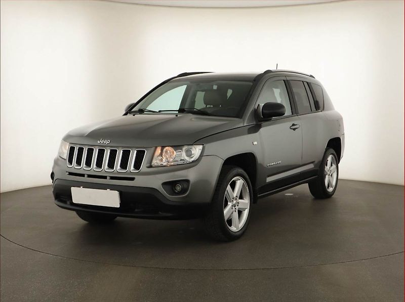 Jeep Compass (2013) 2.2 CRD, Tempomat - fotka 2 z 15