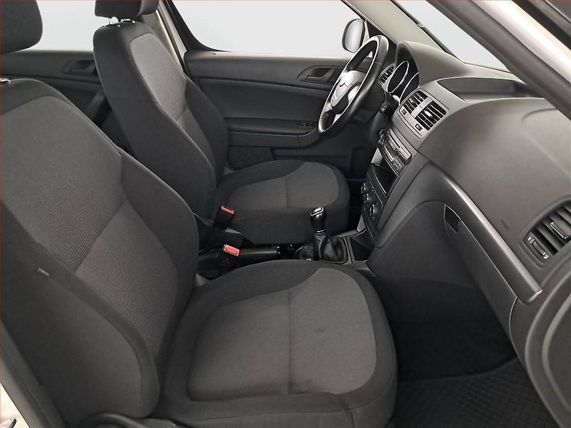 Škoda Yeti (2013) 1.2 TSI, Serv.kniha - fotka 9 z 13