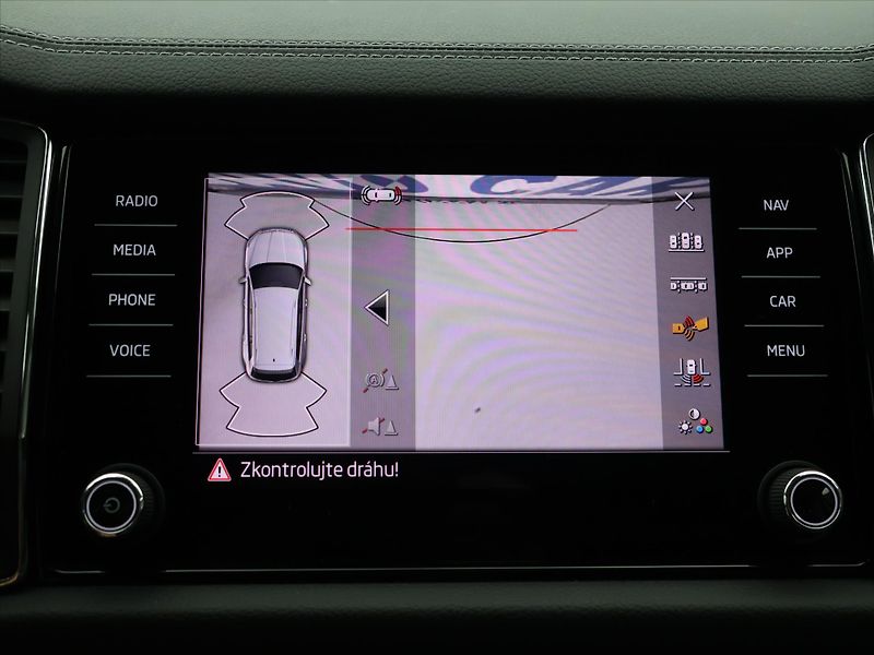 Škoda Kodiaq 2,0 TDI 4x4 DSG Style Plus DPH - fotka 27 z 39